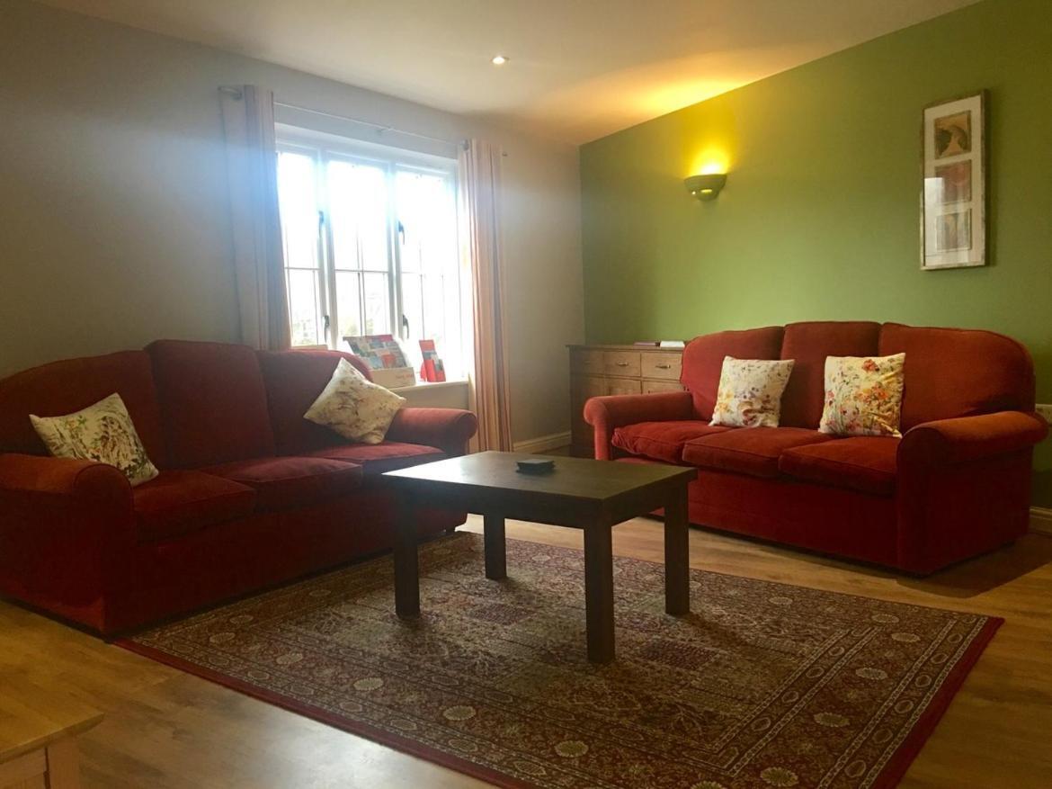 Hopton Cottage - Darwin Lake Holiday Village Матлок Екстериор снимка